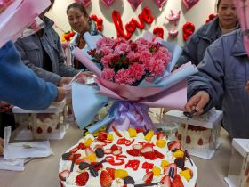 九游·官方版web站入口-九游(中国)
举办三八妇女节活动